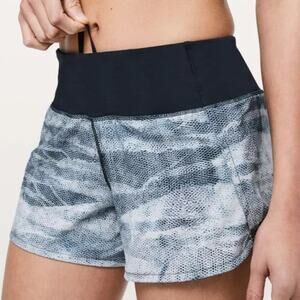 Lululemon Run Times Short II *4" Mesh Scape Multi/True Navy Size 6 $58 MSRP